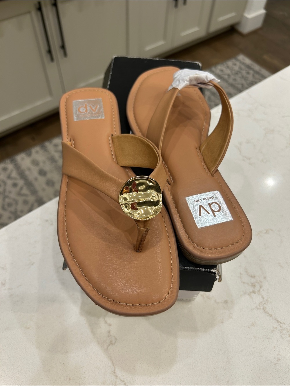 dv by Dolce Vita Tan Leather Thong Sandals with Gold Accent